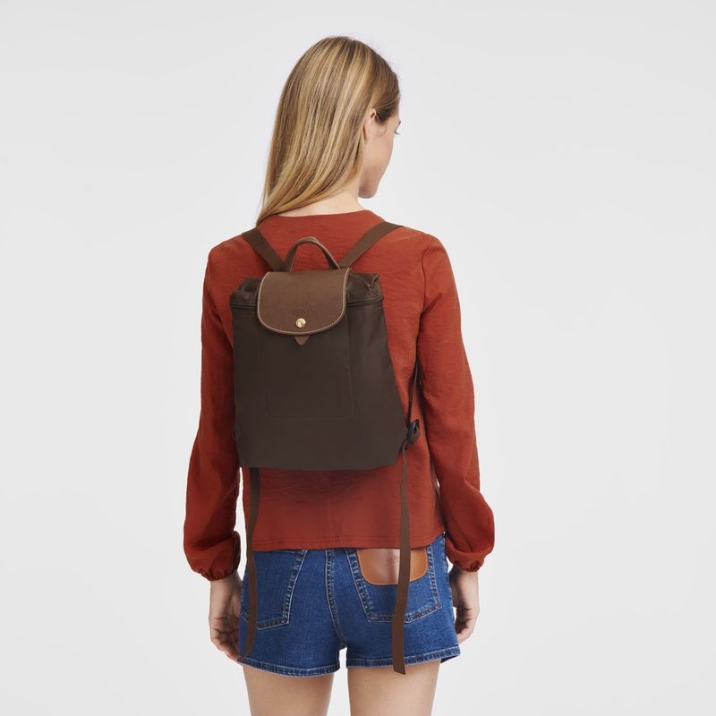 Chocolate Women's Longchamp Le Pliage Original M Backpacks | 3826-FTYBO