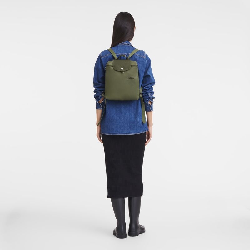 Green Women's Longchamp Le Pliage Green M Backpacks | 1037-QZOWF